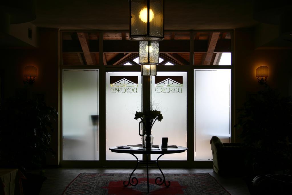 Hotel Don Carlo Broni Extérieur photo