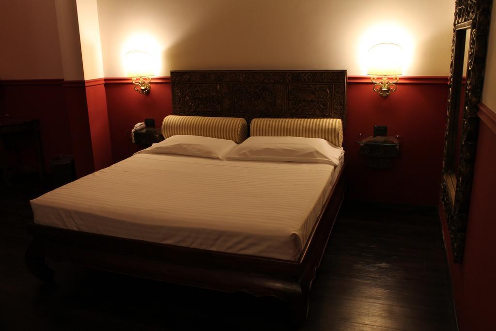 Hotel Don Carlo Broni Extérieur photo